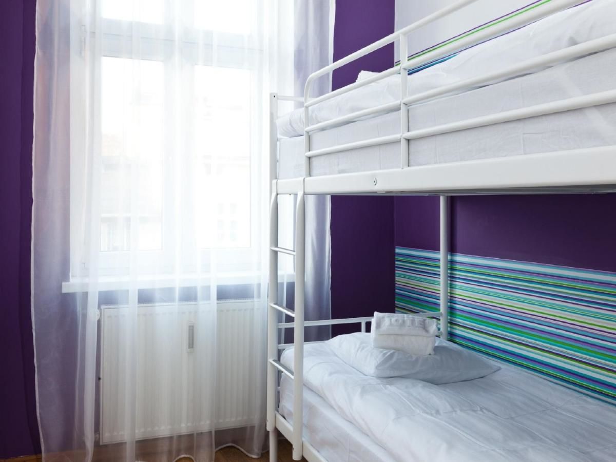 Хостелы Blooms Boutique Hostel Познань